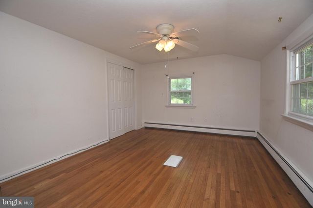 571 TOWNSHIP LINE RD, Telford, PA 18969