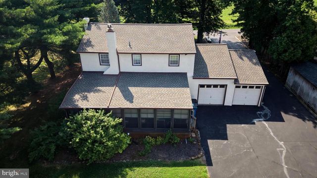 571 TOWNSHIP LINE RD, Telford, PA 18969