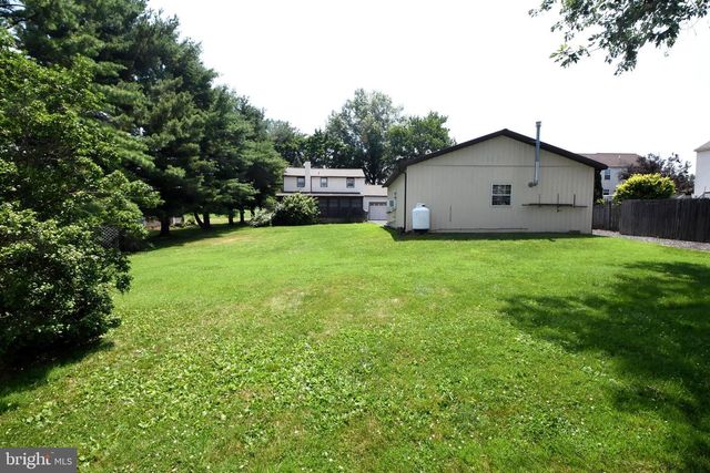 571 TOWNSHIP LINE RD, Telford, PA 18969