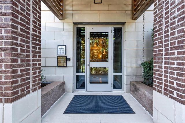 155 Wingo Way 467, Mount Pleasant, SC 29464