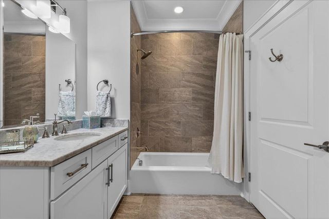 155 Wingo Way 467, Mount Pleasant, SC 29464