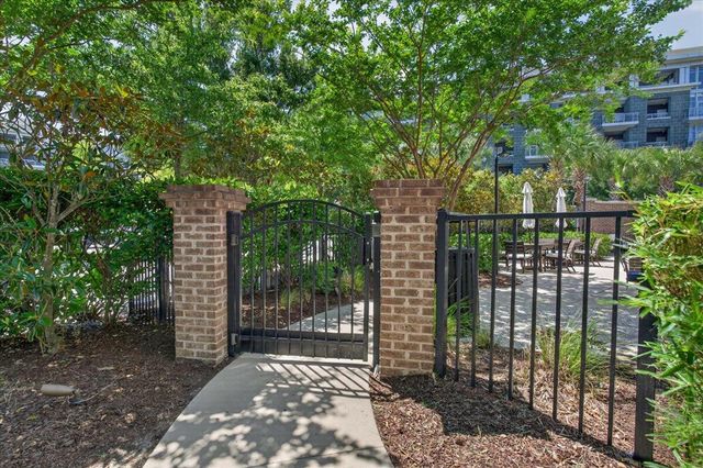 155 Wingo Way 467, Mount Pleasant, SC 29464