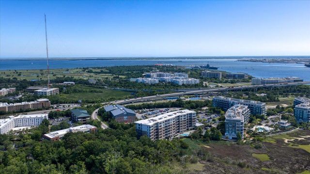 155 Wingo Way 467, Mount Pleasant, SC 29464