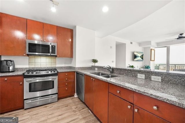 3338 Peachtree Road NE 3302, Atlanta, GA 30326