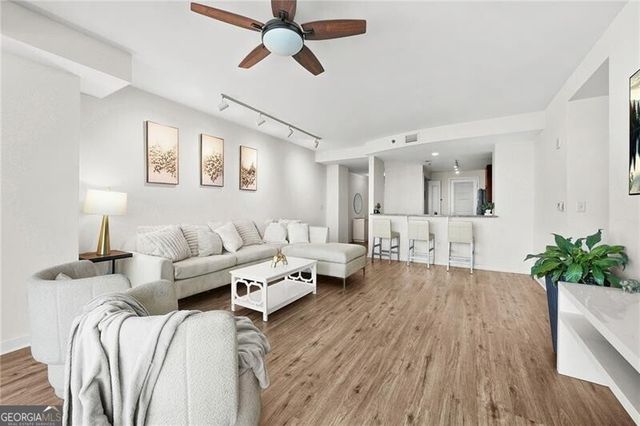 3338 Peachtree Road NE 3302, Atlanta, GA 30326