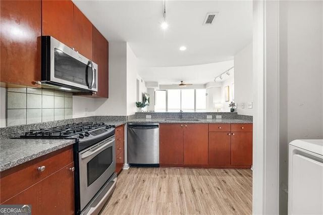 3338 Peachtree Road NE 3302, Atlanta, GA 30326