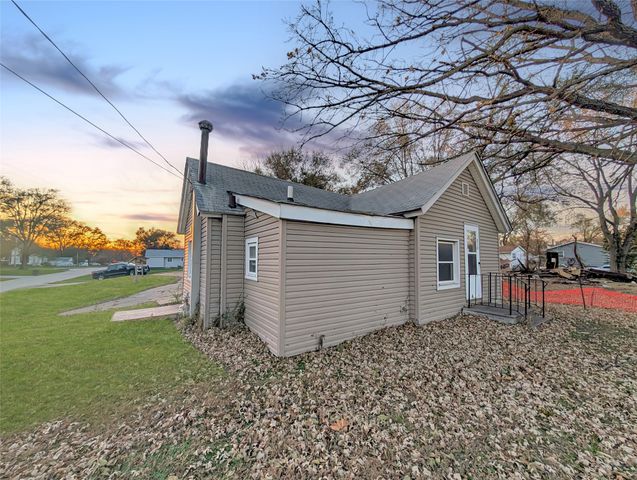 810 SE 10th Street, Des Moines, IA 50309