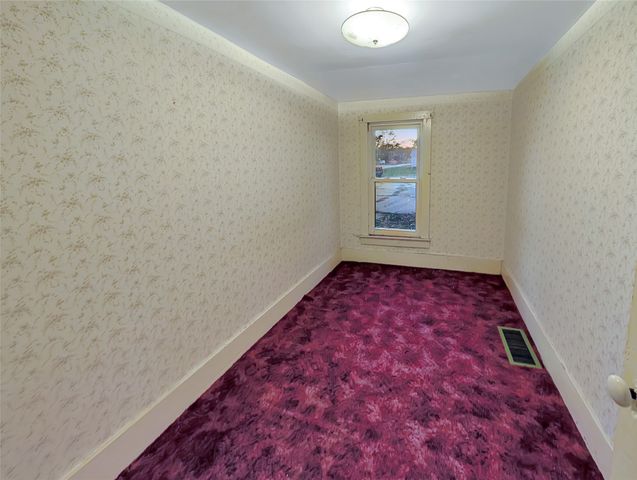 810 SE 10th Street, Des Moines, IA 50309