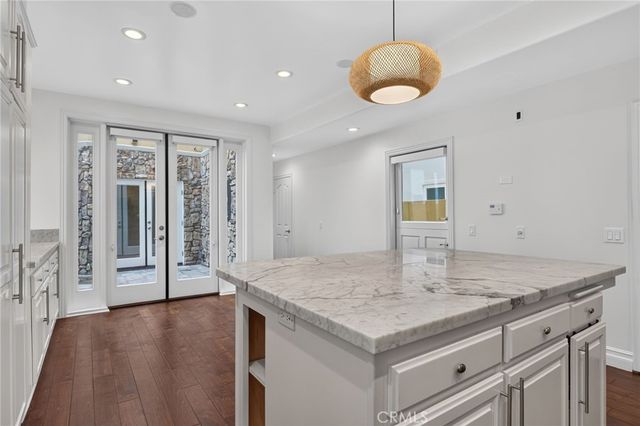 207 18th Street, Huntington Beach, CA 92648