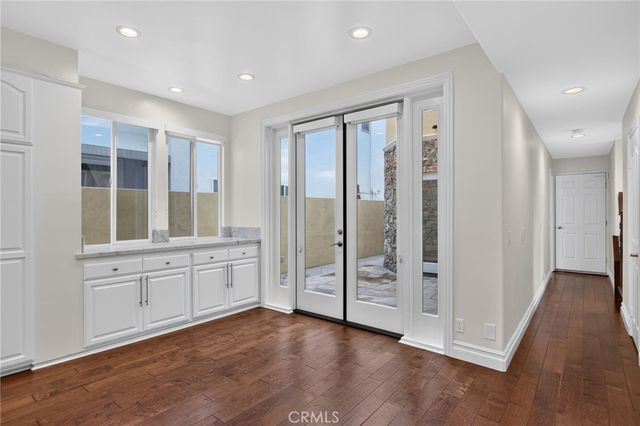 207 18th Street, Huntington Beach, CA 92648