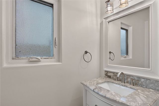 207 18th Street, Huntington Beach, CA 92648