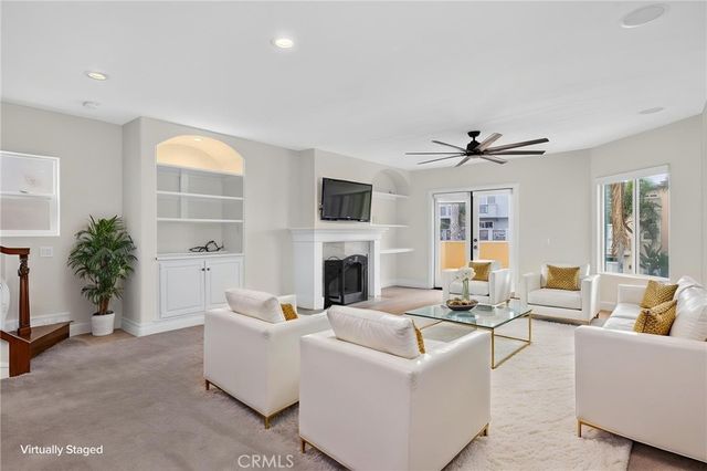 207 18th Street, Huntington Beach, CA 92648