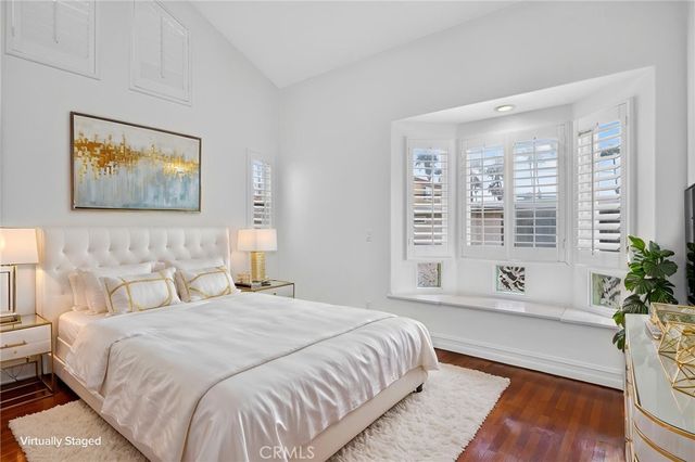 207 18th Street, Huntington Beach, CA 92648