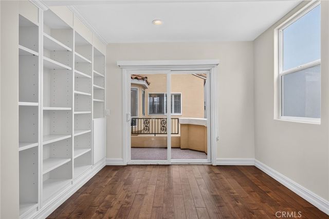 207 18th Street, Huntington Beach, CA 92648