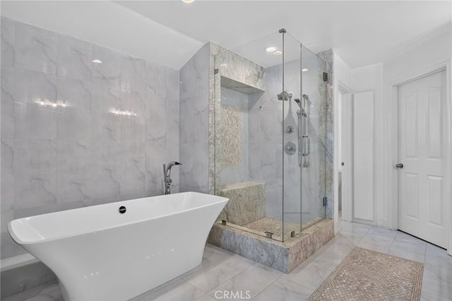 207 18th Street, Huntington Beach, CA 92648