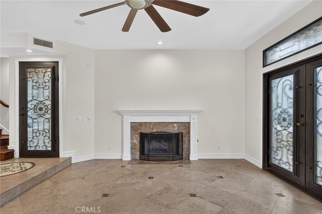 207 18th Street, Huntington Beach, CA 92648