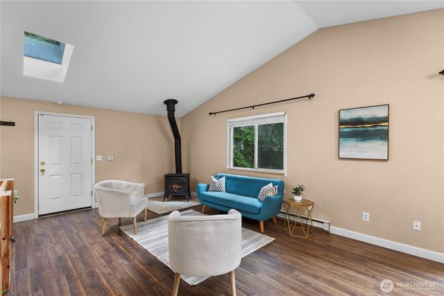 140 Windward Dr, Bellingham, WA 98229