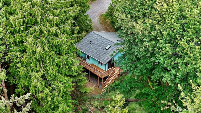 140 Windward Dr, Bellingham, WA 98229