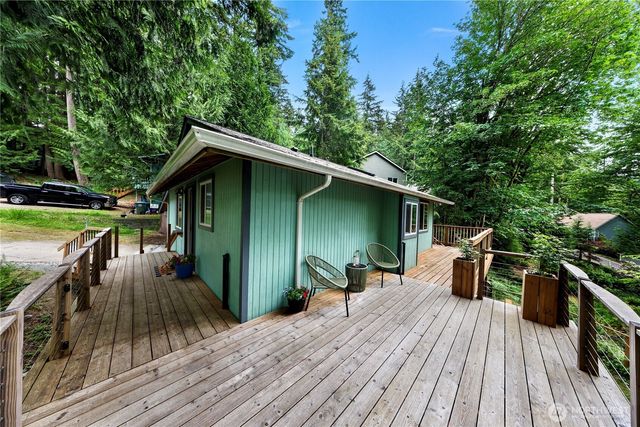 140 Windward Dr, Bellingham, WA 98229