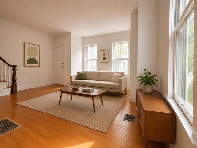 128 Hamilton St 128, Cambridge, MA 02139