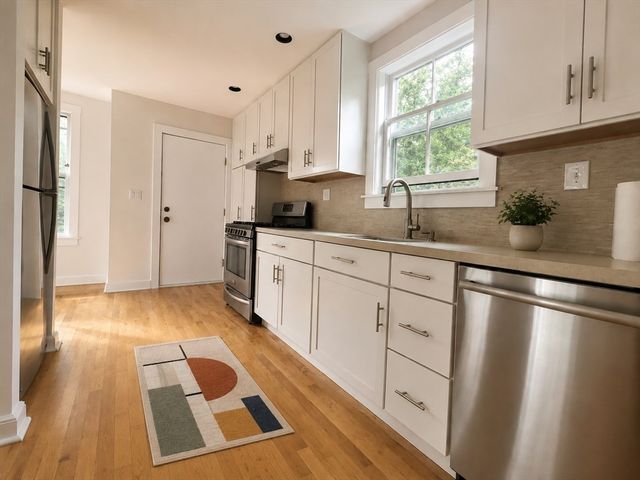 128 Hamilton St 128, Cambridge, MA 02139