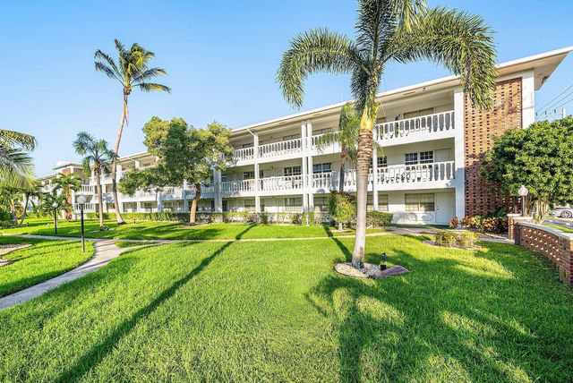 2455 NE 51st Street E102, Fort Lauderdale, FL 33308