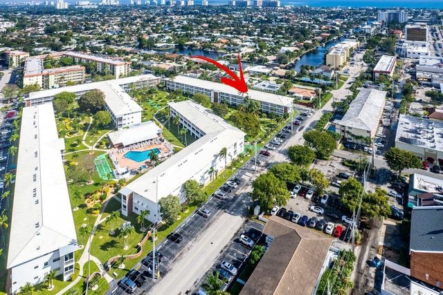 2455 NE 51st Street E102, Fort Lauderdale, FL 33308