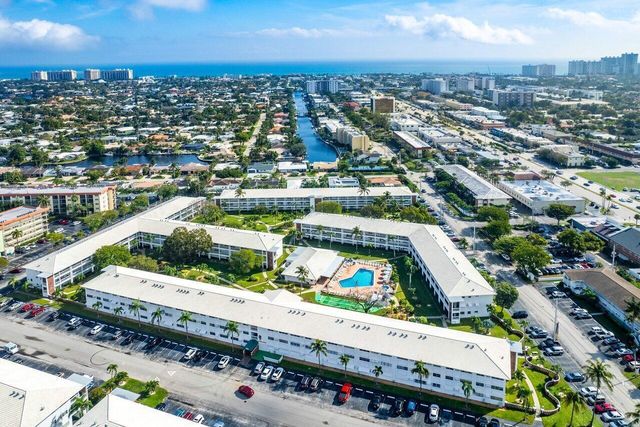 2455 NE 51st Street E102, Fort Lauderdale, FL 33308