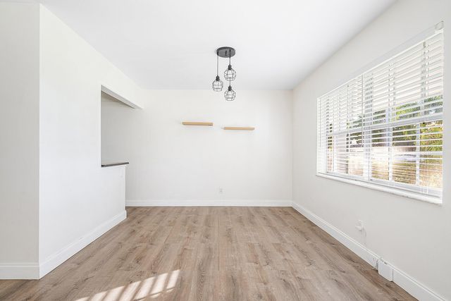 2455 NE 51st Street E102, Fort Lauderdale, FL 33308