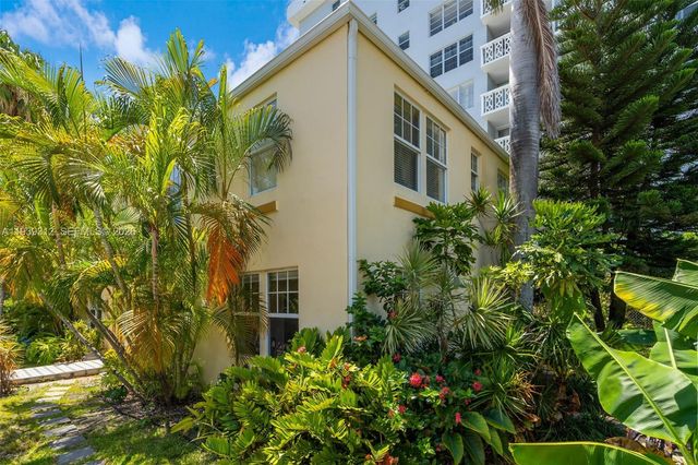 810 11th Street 102, Miami Beach, FL 33139
