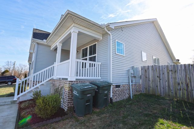 232 Elder Dr, Springfield, TN 37172