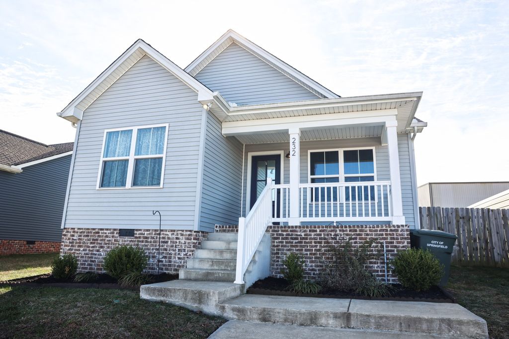 232 Elder Dr, Springfield, TN 37172