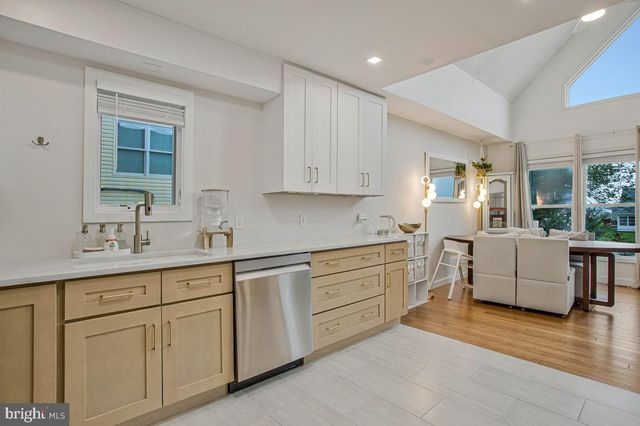 3680 1ST AVE, Edgewater, MD 21037