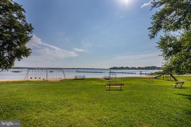 3680 1ST AVE, Edgewater, MD 21037