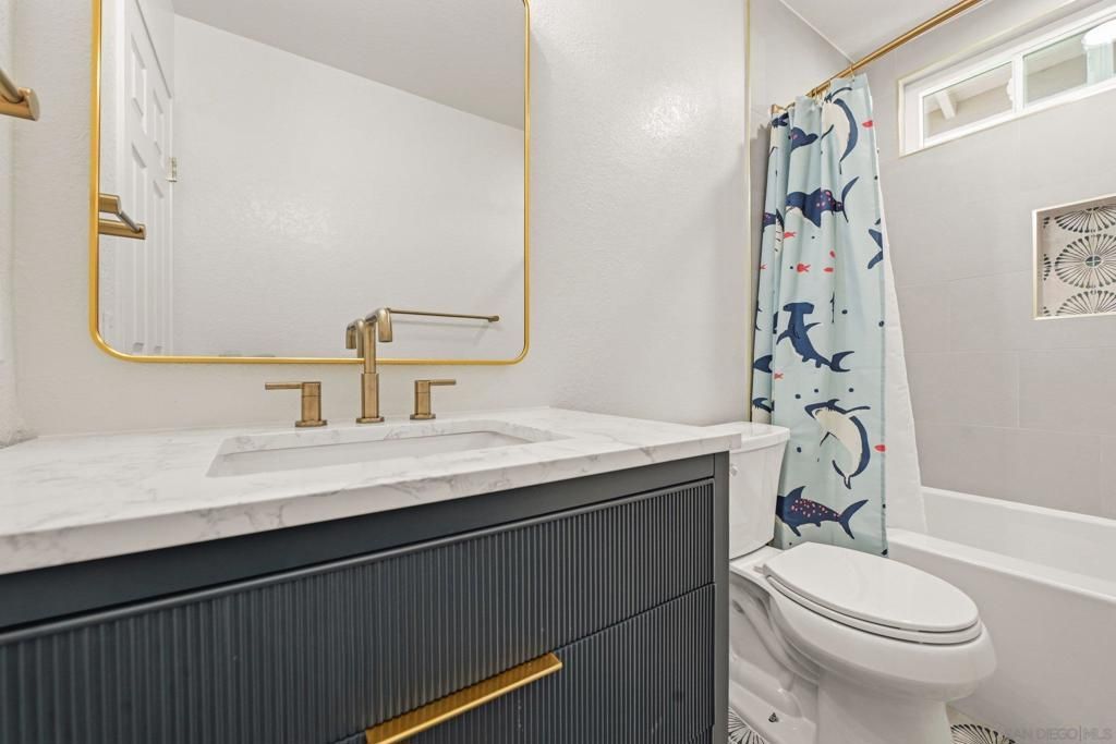 Image 23 of property listing at 13235 Bavarian, San Diego, CA 92129