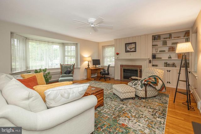 903 N RIDGE RD, Perkasie, PA 18944
