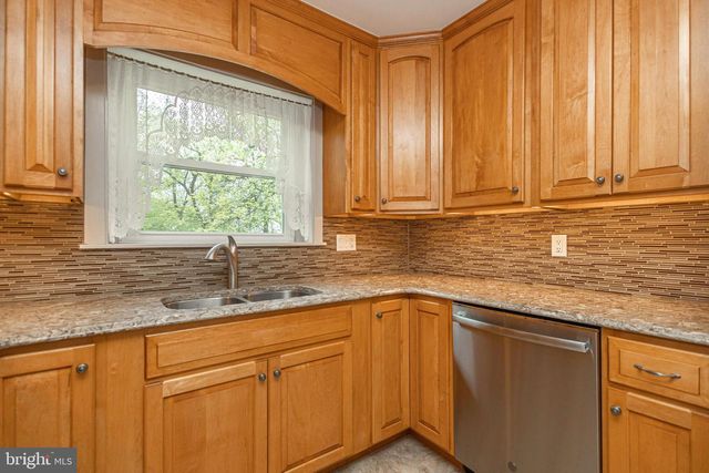 903 N RIDGE RD, Perkasie, PA 18944