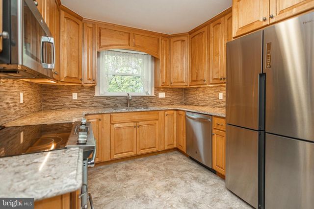 903 N RIDGE RD, Perkasie, PA 18944