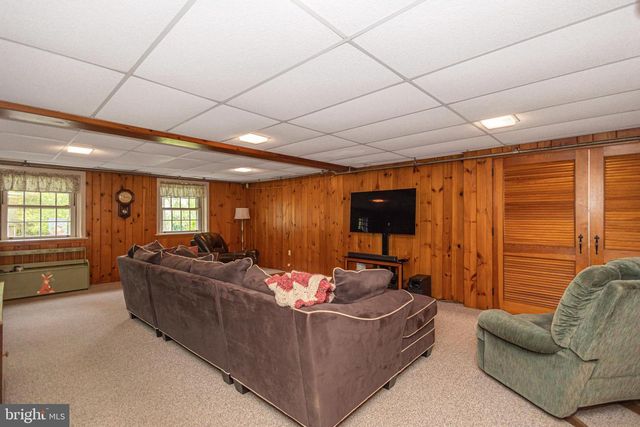 903 N RIDGE RD, Perkasie, PA 18944