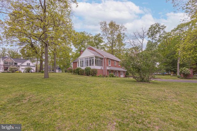 903 N RIDGE RD, Perkasie, PA 18944