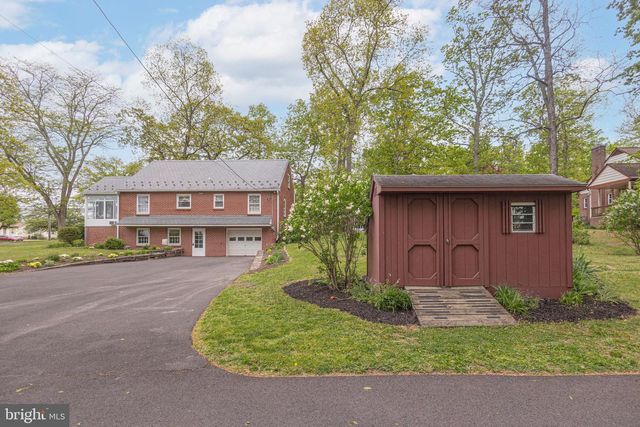 903 N RIDGE RD, Perkasie, PA 18944