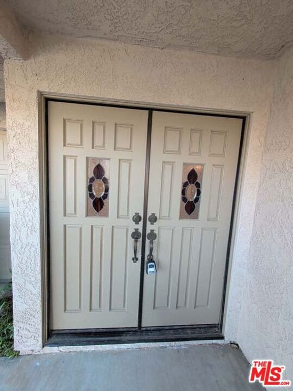 Image 2 of property listing at 14493 Hurricane Lane, Helendale, CA 92342