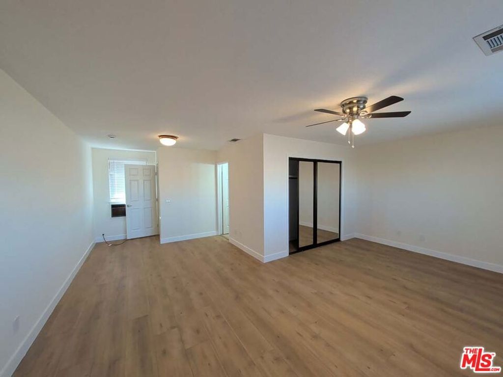 Image 30 of property listing at 14493 Hurricane Lane, Helendale, CA 92342
