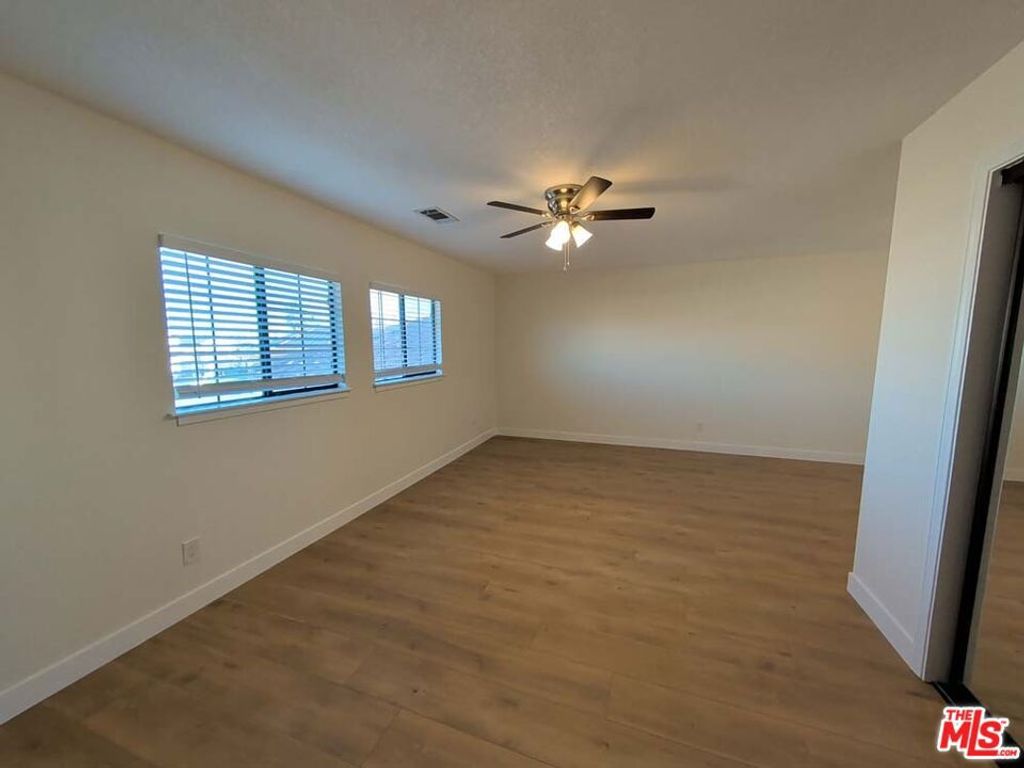 Image 31 of property listing at 14493 Hurricane Lane, Helendale, CA 92342