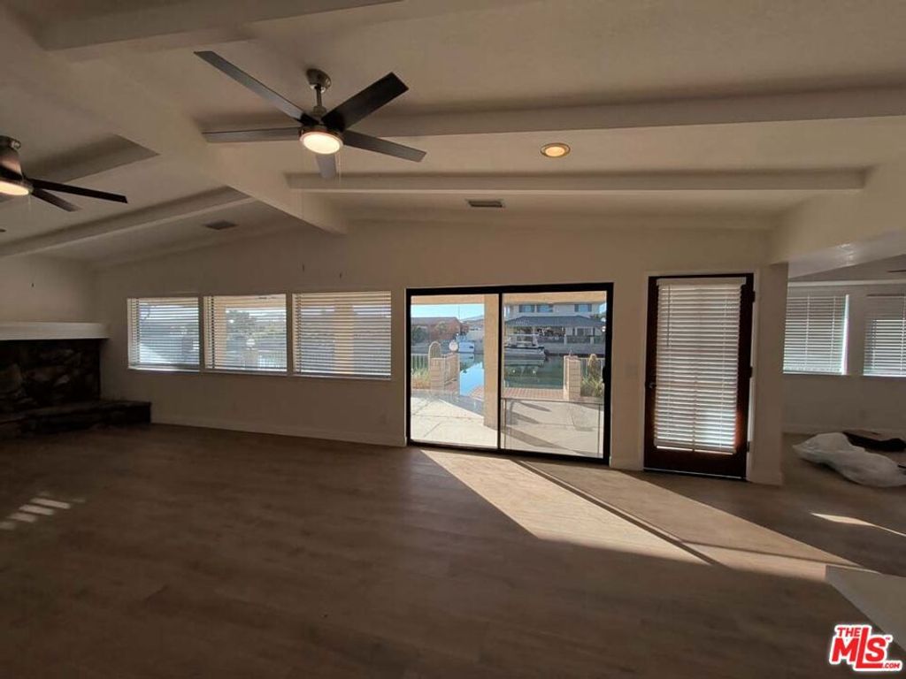 Image 36 of property listing at 14493 Hurricane Lane, Helendale, CA 92342
