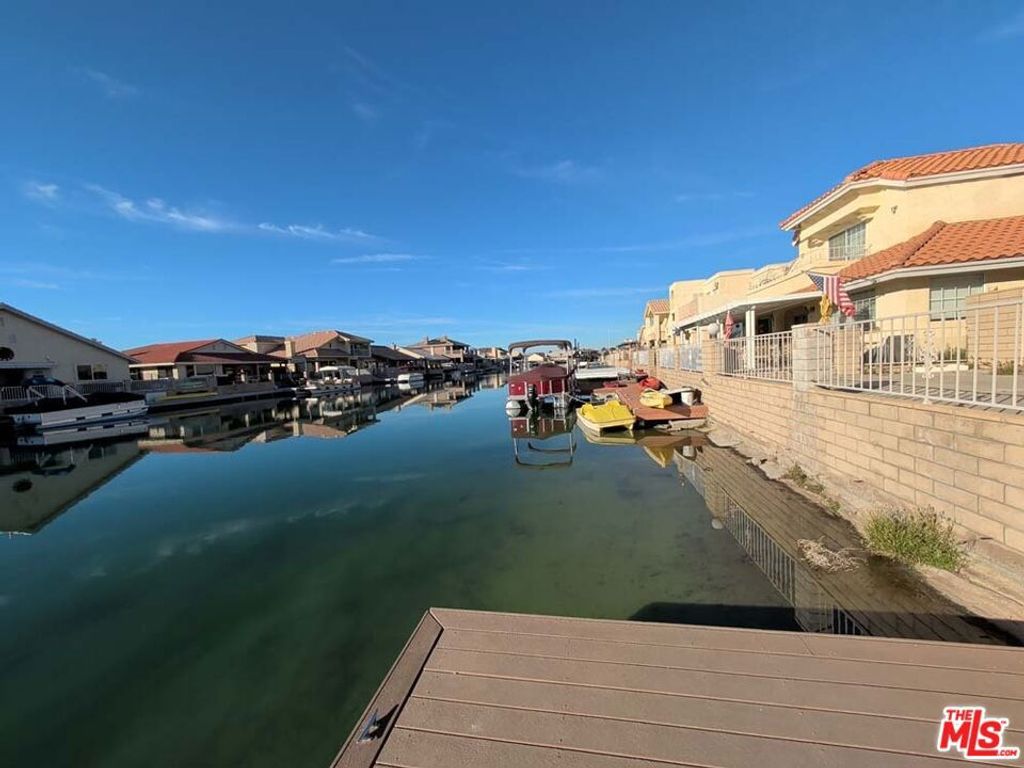 Image 54 of property listing at 14493 Hurricane Lane, Helendale, CA 92342