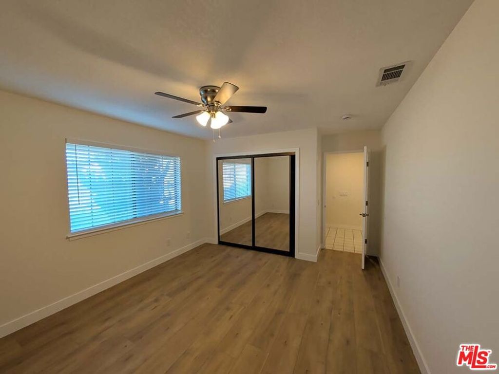 Image 6 of property listing at 14493 Hurricane Lane, Helendale, CA 92342