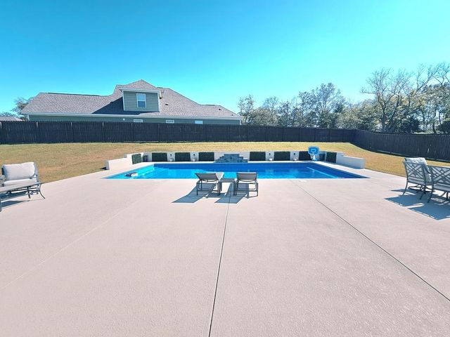 550 Paxton Loop, Dothan, AL 36301