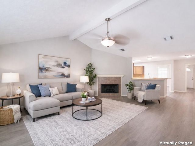 16003 Surrey Woods Drive, Friendswood, TX 77546