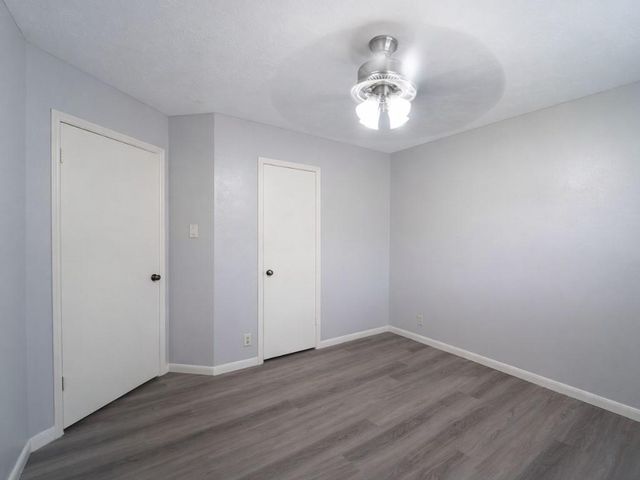 16003 Surrey Woods Drive, Friendswood, TX 77546